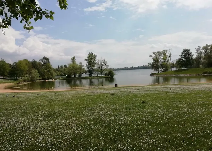 Au Bord De L'eure Apartment